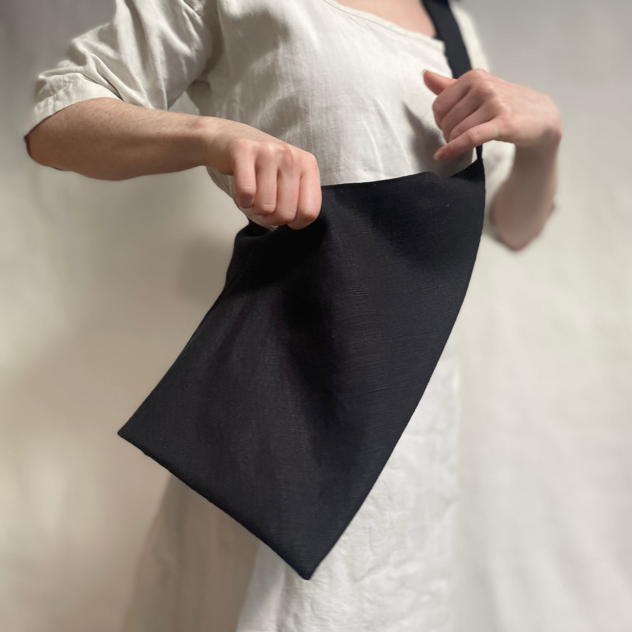 black linen tote