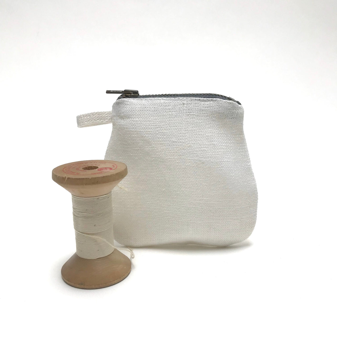mini pouches (white linen)
