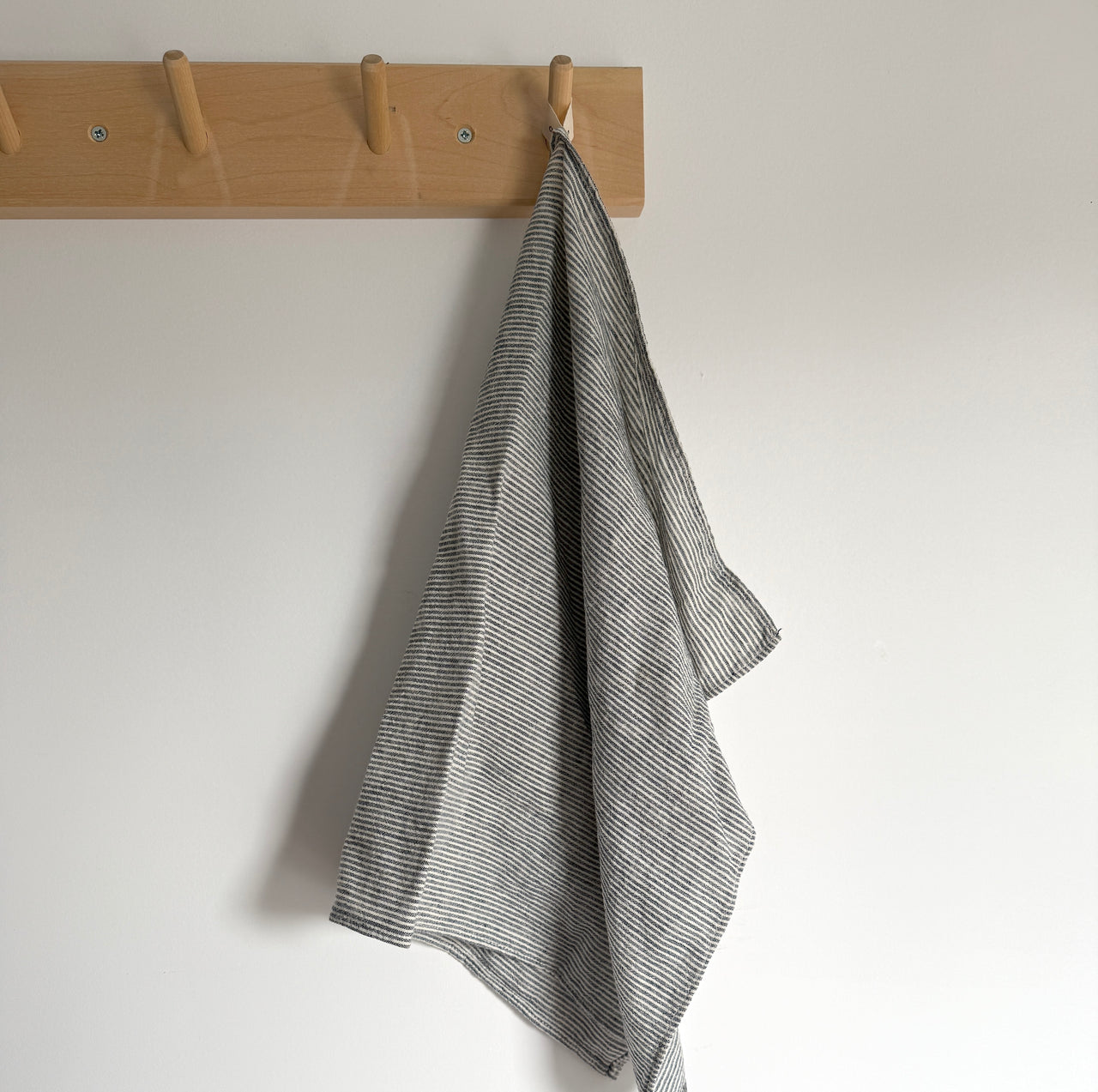 striped towels- linen